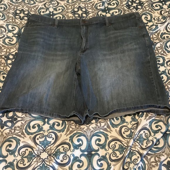 True Nation Relaxed Fit Shorts Size 46 - Picture 1 of 4